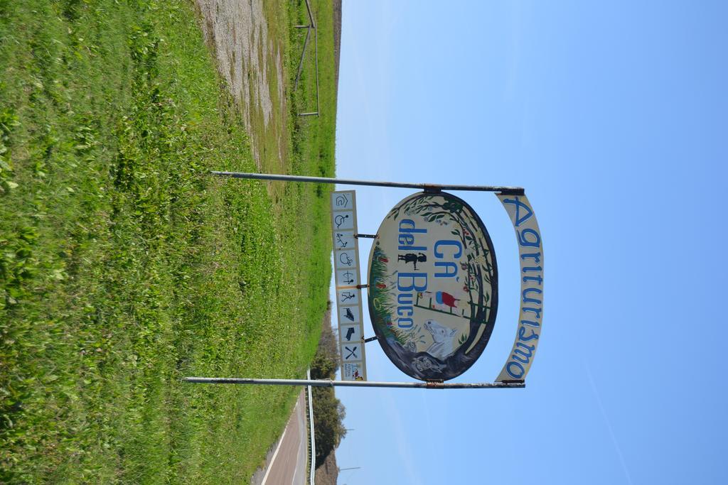 ホテルAgriturismo Ca Del Buco Monte San Giovanni  エクステリア 写真