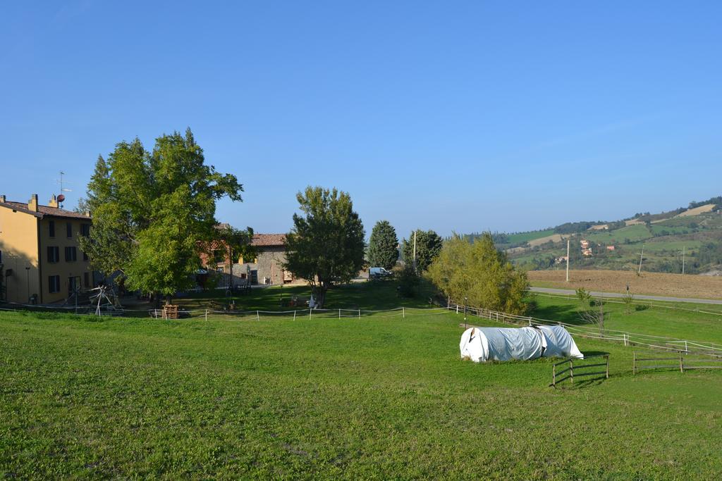 ホテルAgriturismo Ca Del Buco Monte San Giovanni  エクステリア 写真