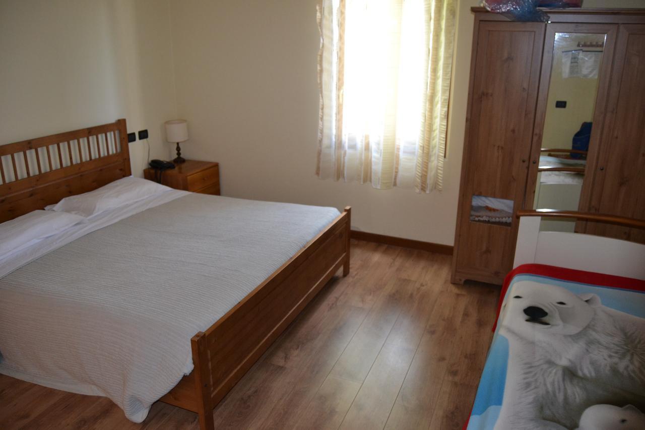 ホテルAgriturismo Ca Del Buco Monte San Giovanni  部屋 写真